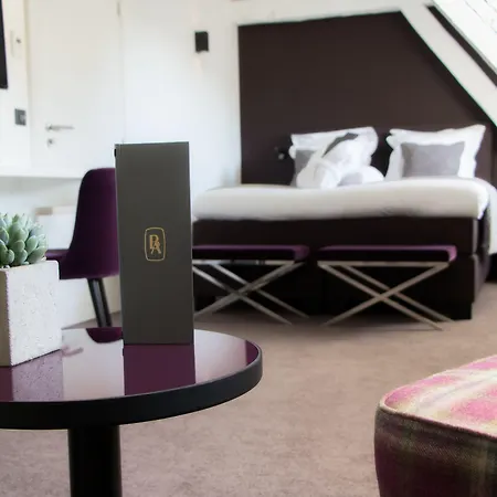 Hotel-restaurant Bel Ami מלון 4*