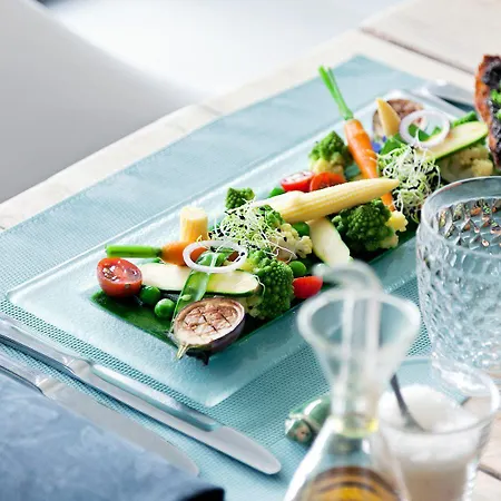 Hotel-restaurant Bel Ami מלון